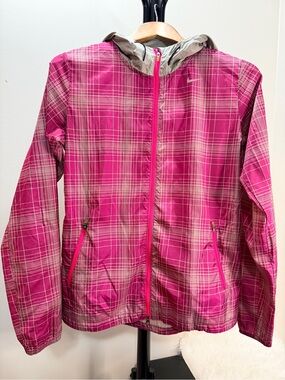 Nike Women’s VTG Pink Plaid Hooded Windbreaker Jacket